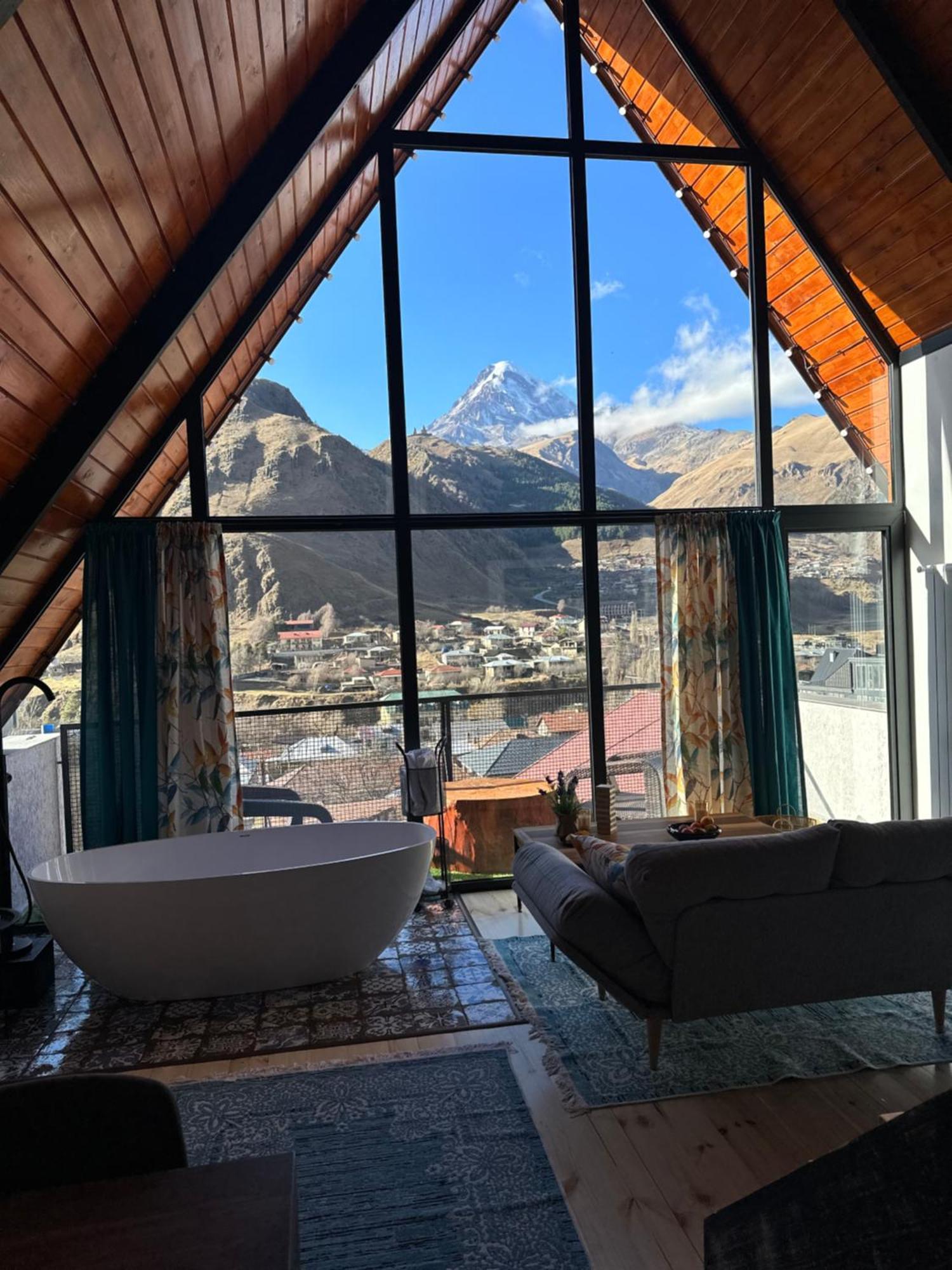 Cottage Veranda Kazbegi Extérieur photo